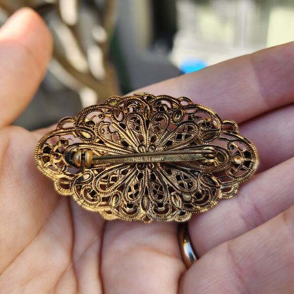 Vtg Made Germany Brooch Green Glass AB Rhinestone Gold Tone Filigree Pre 1949 - Picture 3 of 12